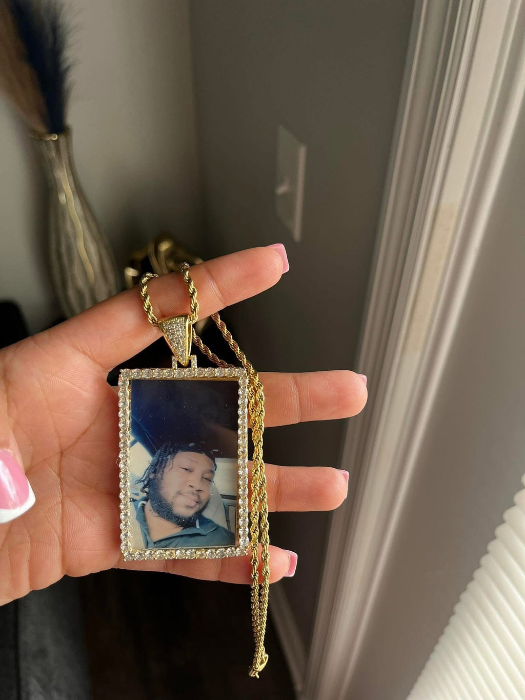 Medallion Photo Pendant