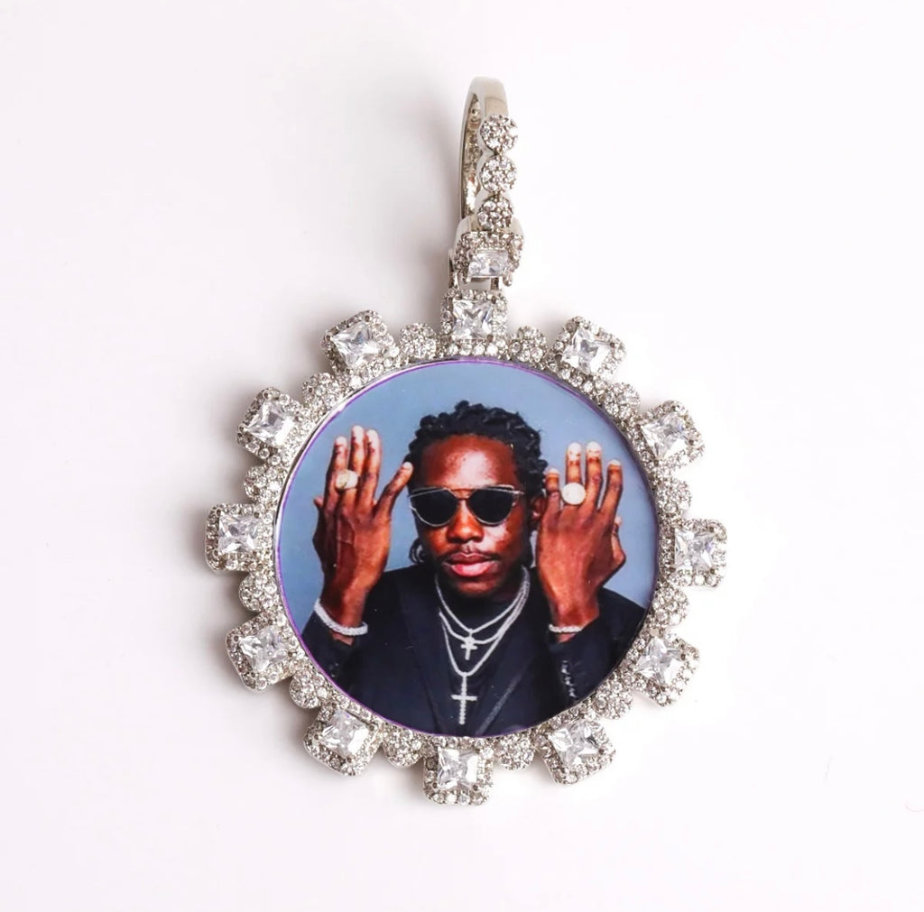 Custom Medallion Photo Pendant