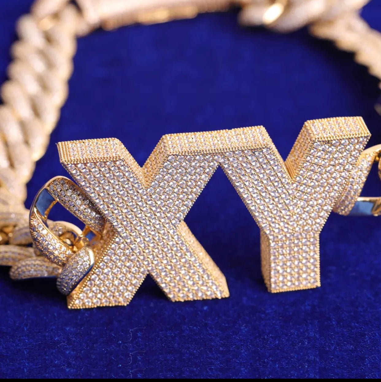 Box Pendant